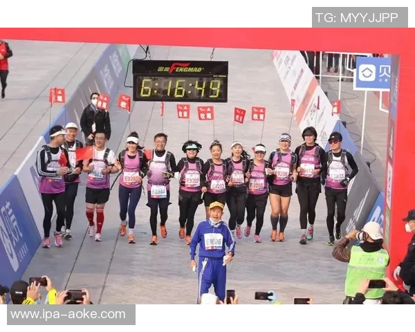 微信足球比赛热潮来袭参与互动赢取丰厚奖品和荣耀体验